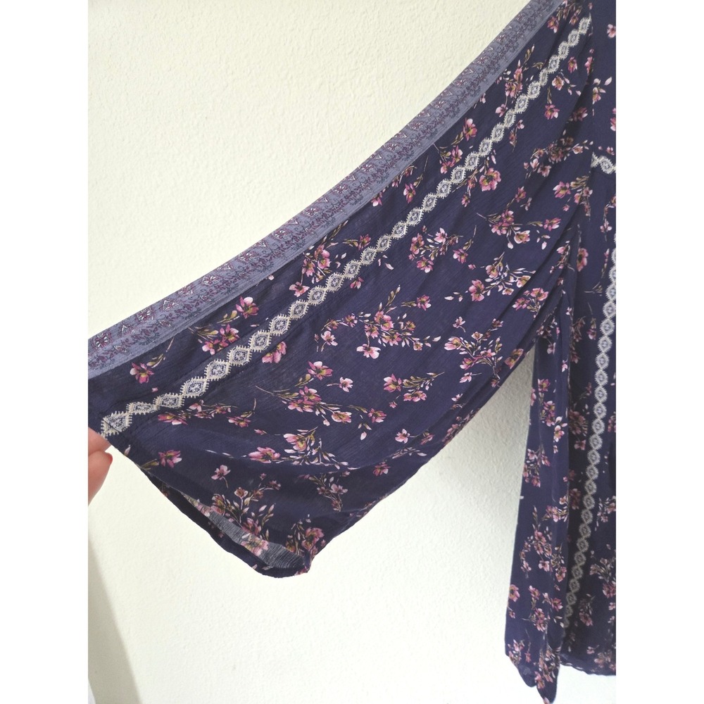 J. Jill Womens Medium Floral Boho Peasant Top Navy Blue Pink Rayon Wide Sleeve - Picture 2 of 10